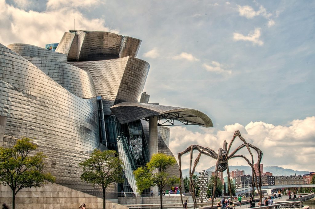 guided tours in Bilbao: Guggenheim museum
