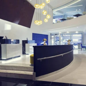 Hotel Mercure lobby _sq